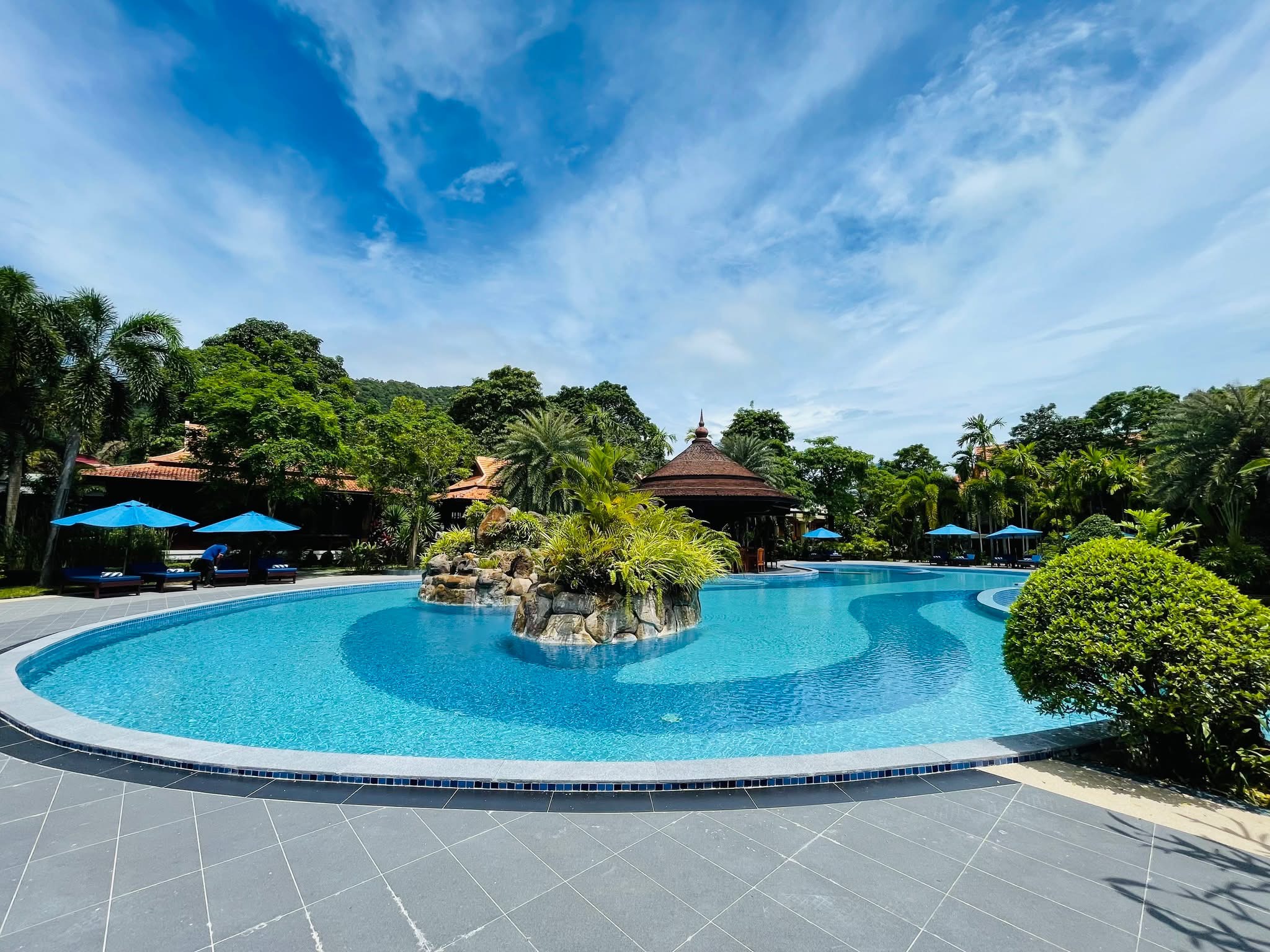 Try Palace Resort Kep resort pool